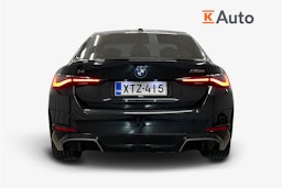 musta BMW i4 M50 2022 kuva 3.