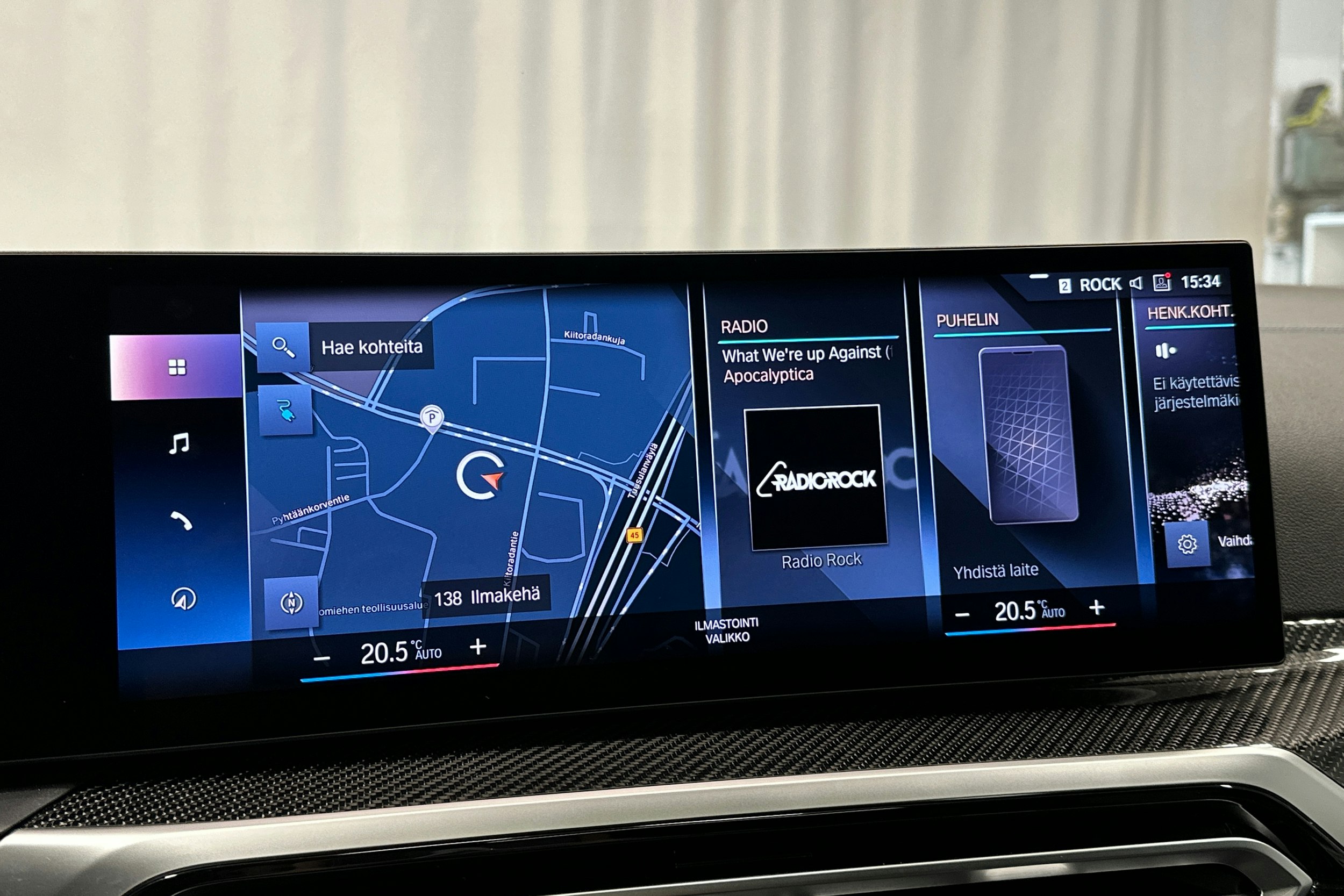 musta BMW i4 M50 2022 kuva 27.