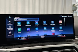 musta BMW i4 M50 2022 kuva 28.