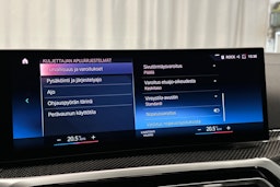 musta BMW i4 M50 2022 kuva 32.