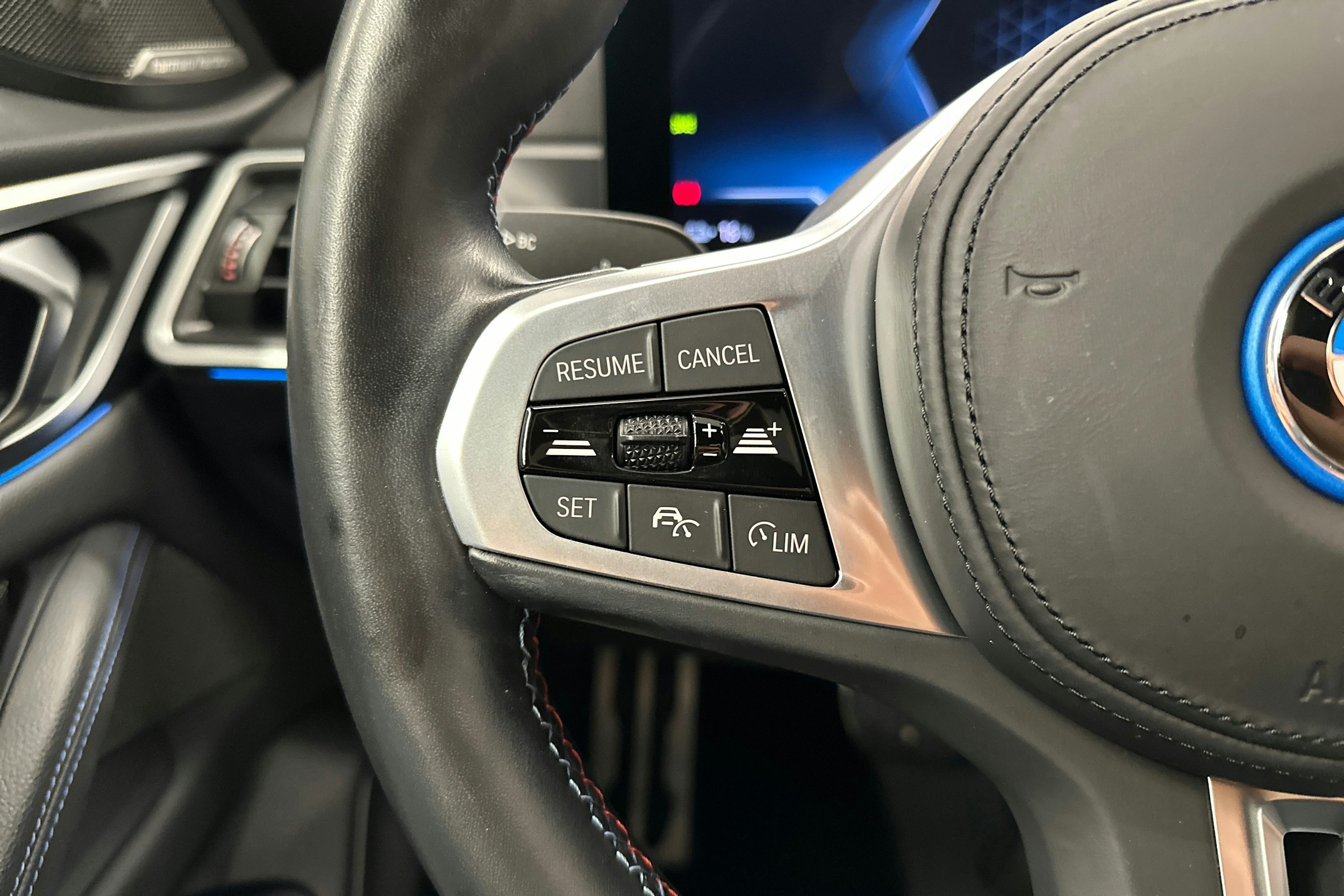 harmaa BMW i4 M50 2022 kuva 14.