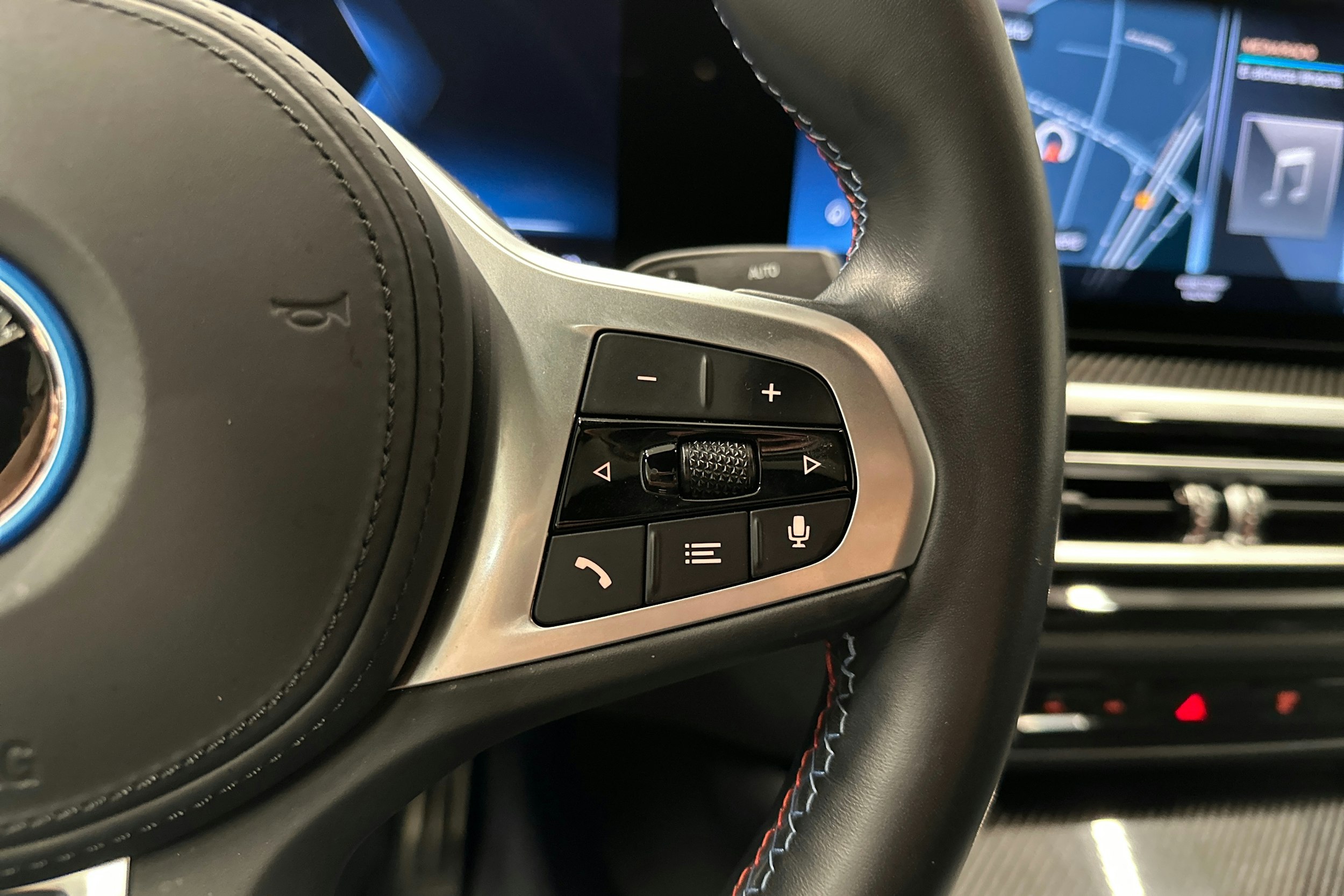 harmaa BMW i4 M50 2022 kuva 15.