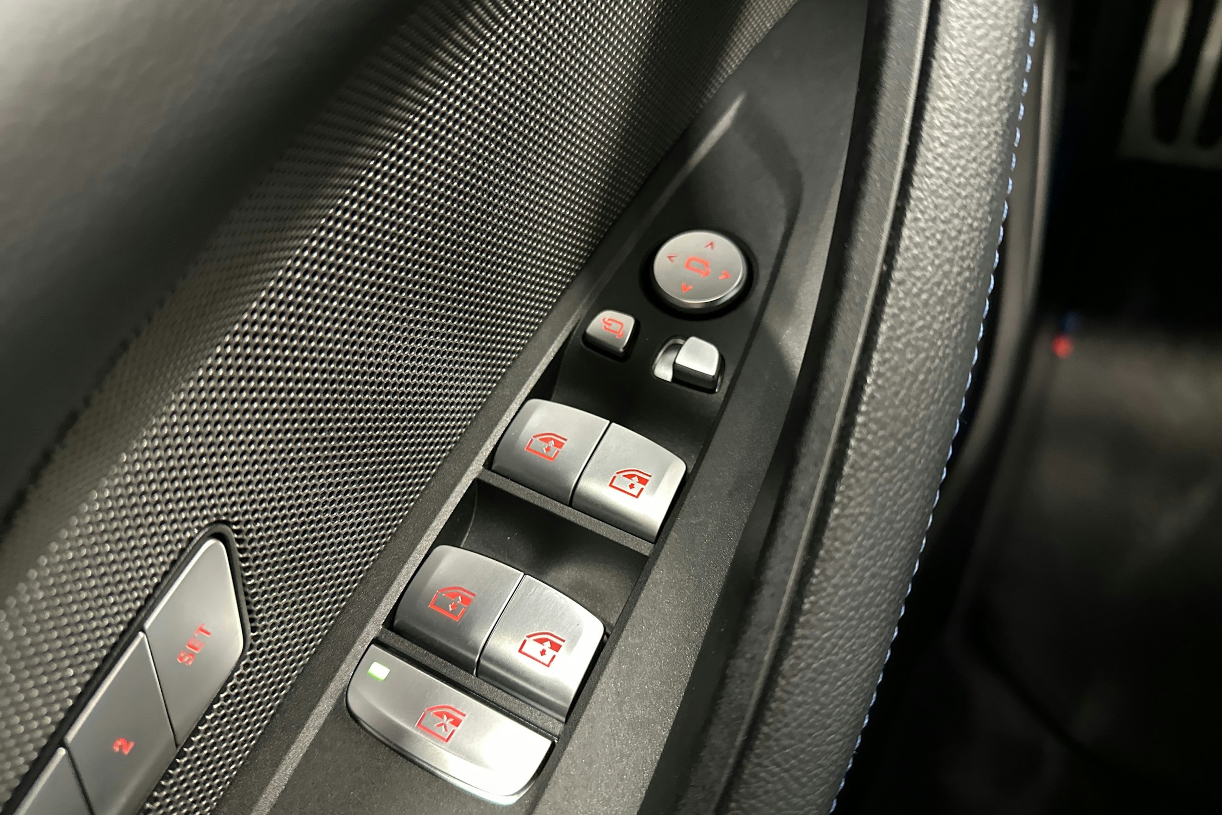 harmaa BMW i4 M50 2022 kuva 17.