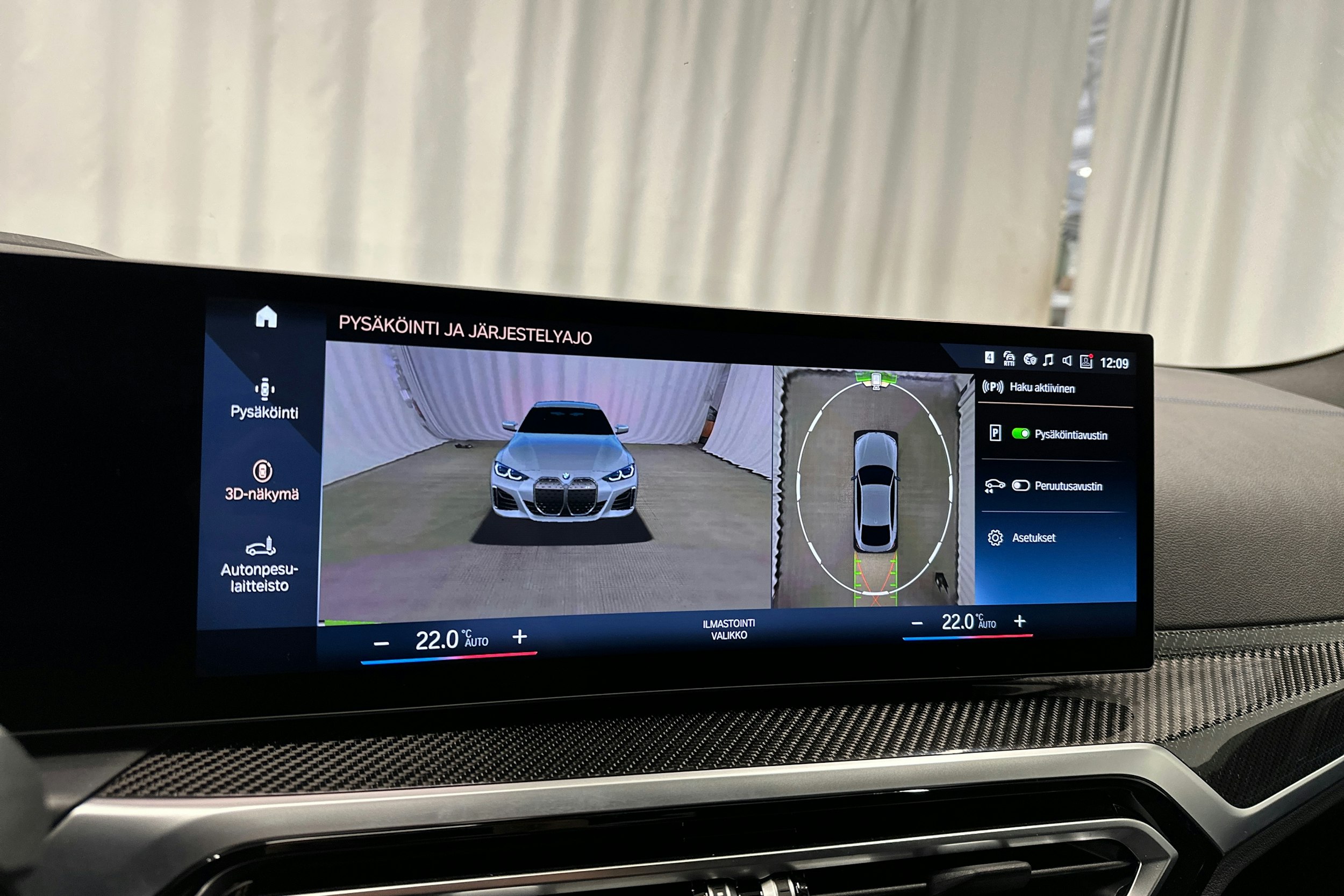 harmaa BMW i4 M50 2022 kuva 23.