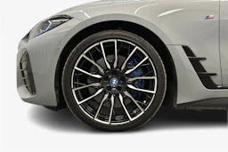 harmaa BMW i4 M50 2022 kuva 12.