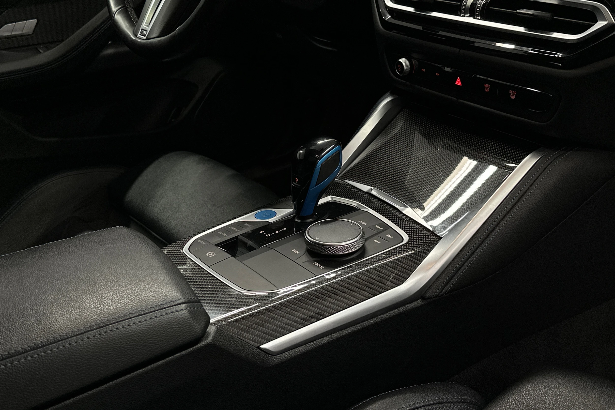 harmaa BMW i4 M50 2022 kuva 28.