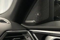 harmaa BMW i4 M50 2022 kuva 29.