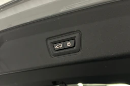 harmaa BMW i4 M50 2022 kuva 35.