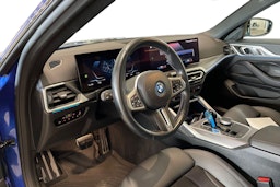 sininen BMW i4 M50 2023 kuva 7.
