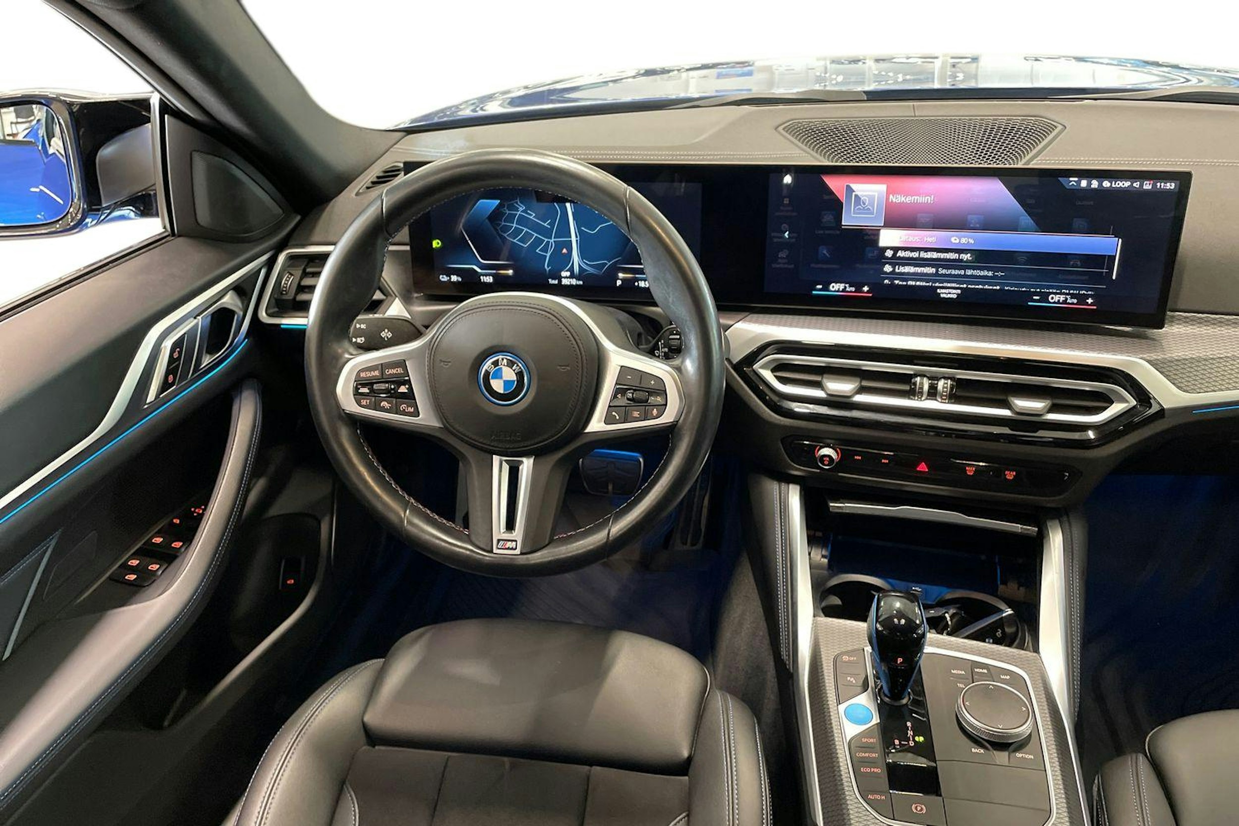 sininen BMW i4 M50 2023 kuva 9.