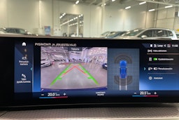 sininen BMW i4 M50 2023 kuva 24.