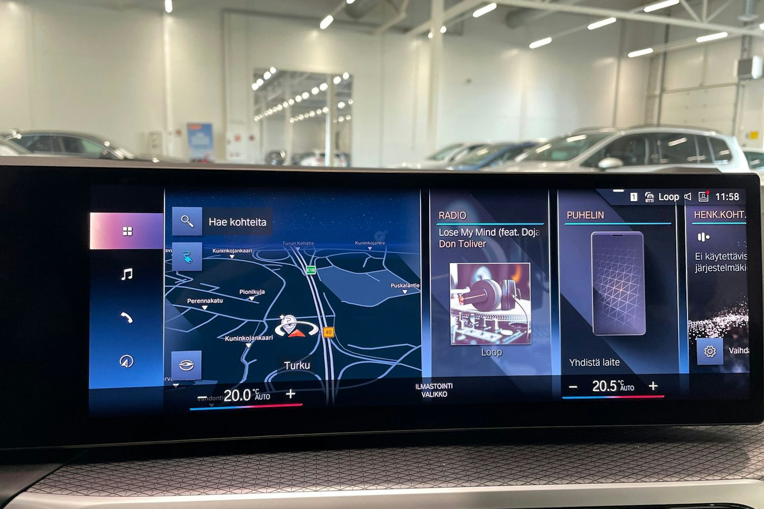 sininen BMW i4 M50 2023 kuva 25.