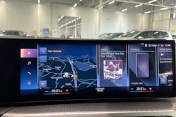 sininen BMW i4 M50 2023 kuva 25.