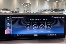 sininen BMW i4 M50 2023 kuva 33.