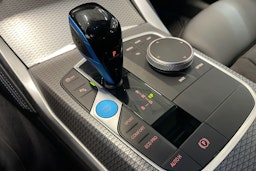 sininen BMW i4 M50 2023 kuva 35.