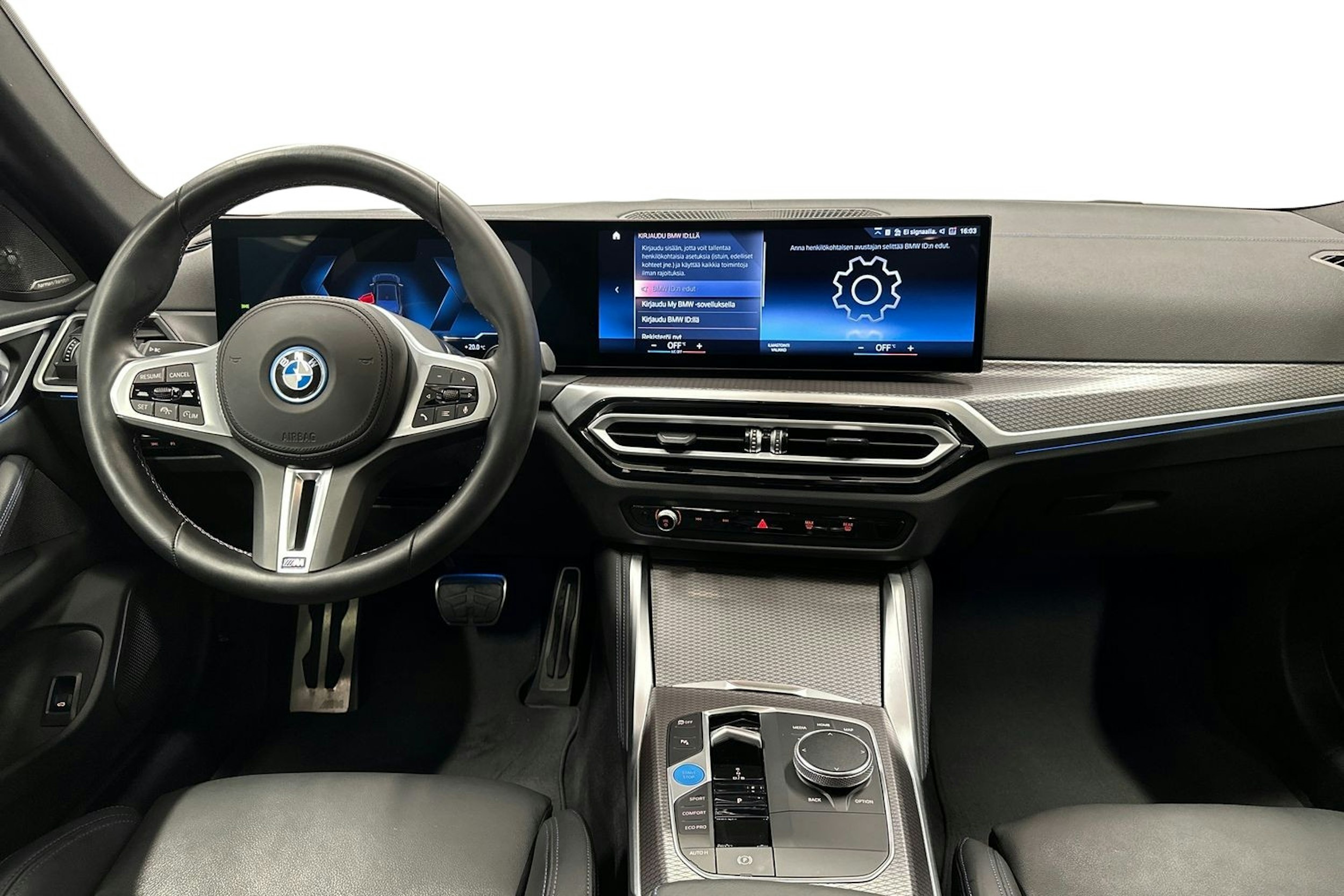 musta BMW i4 M50 2023 kuva 7.
