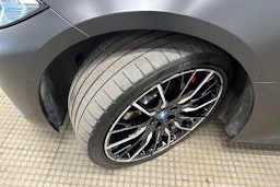 musta BMW i4 M50 2023 kuva 10.