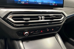 musta BMW i4 M50 2023 kuva 17.