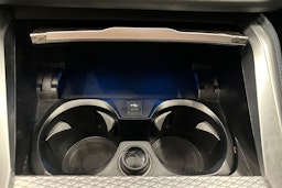 musta BMW i4 M50 2023 kuva 18.