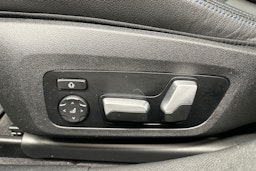 musta BMW i4 M50 2023 kuva 24.