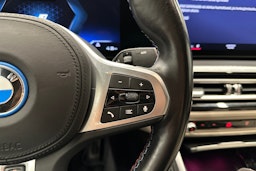 sininen BMW i4 M50 2023 kuva 15.