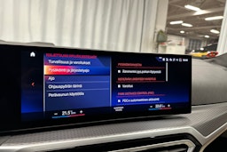 sininen BMW i4 M50 2023 kuva 25.