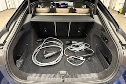sininen BMW i4 M50 2023 kuva 34.