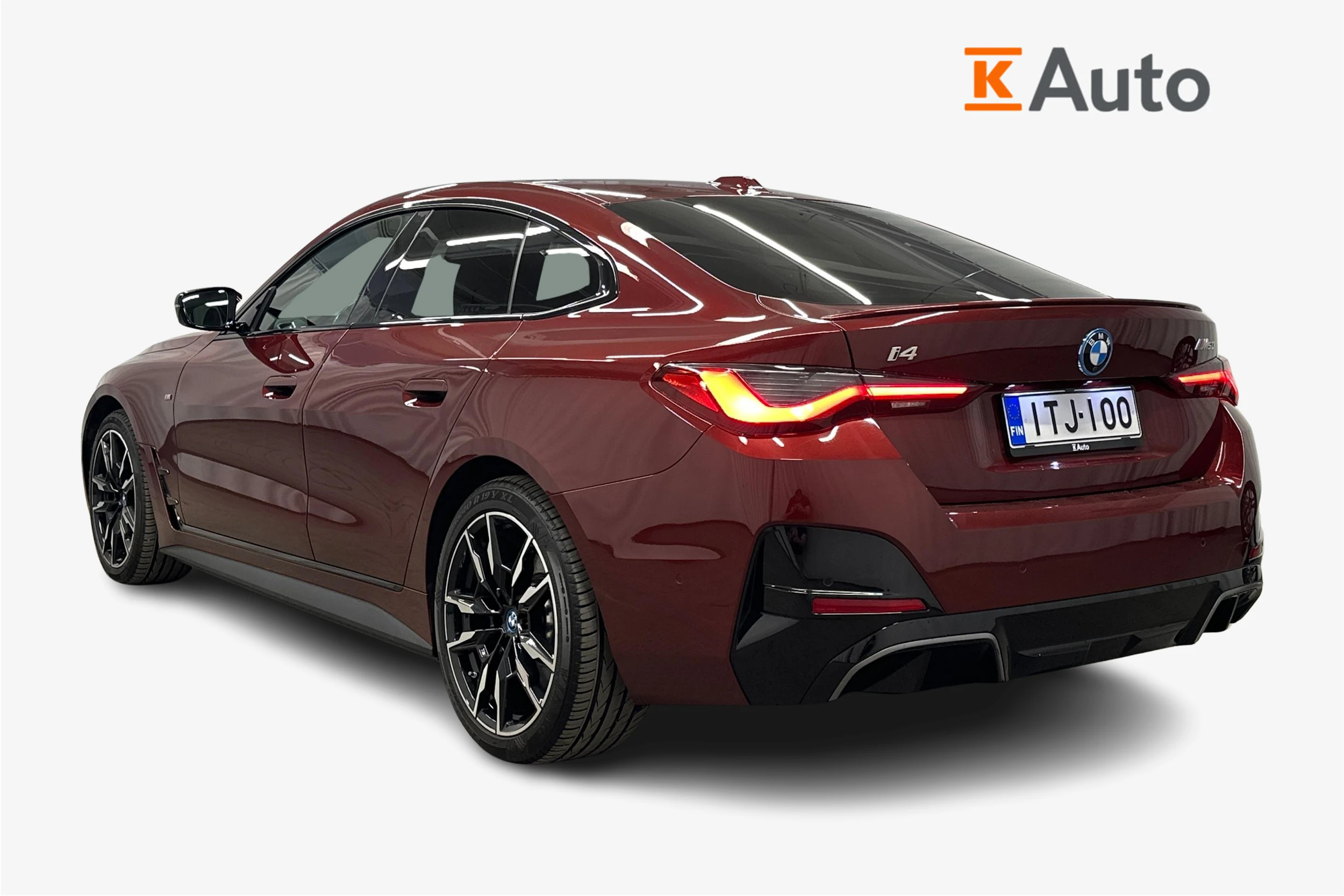 punainen BMW i4 M50 2024 kuva 2.