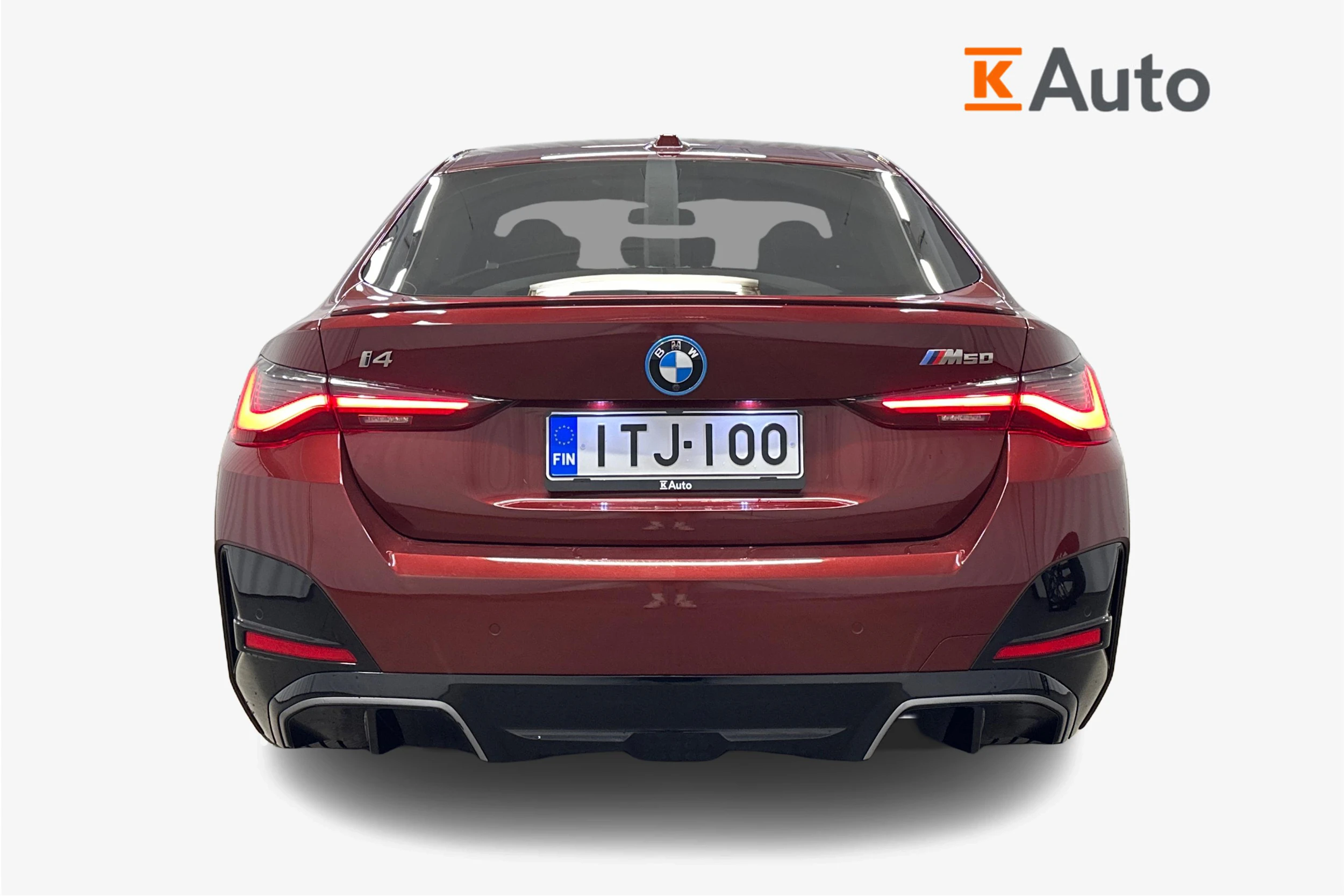 punainen BMW i4 M50 2024 kuva 3.