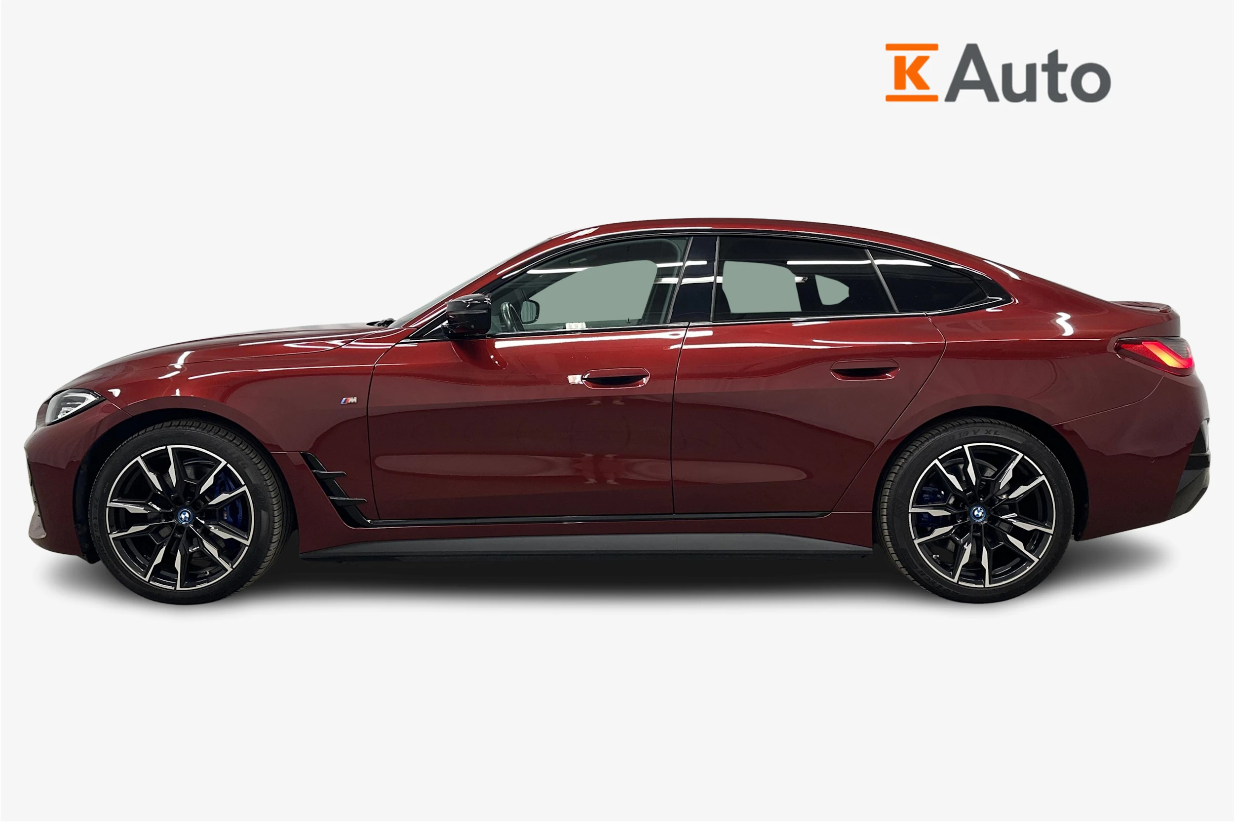 punainen BMW i4 M50 2024 kuva 5.