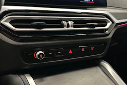 punainen BMW i4 M50 2024 kuva 23.