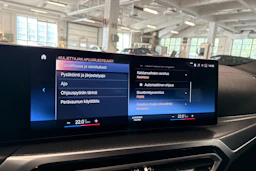 musta BMW i4 M50 2023 kuva 19.