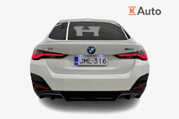 Valkoinen BMW i4 M50 2023 kuva 4.