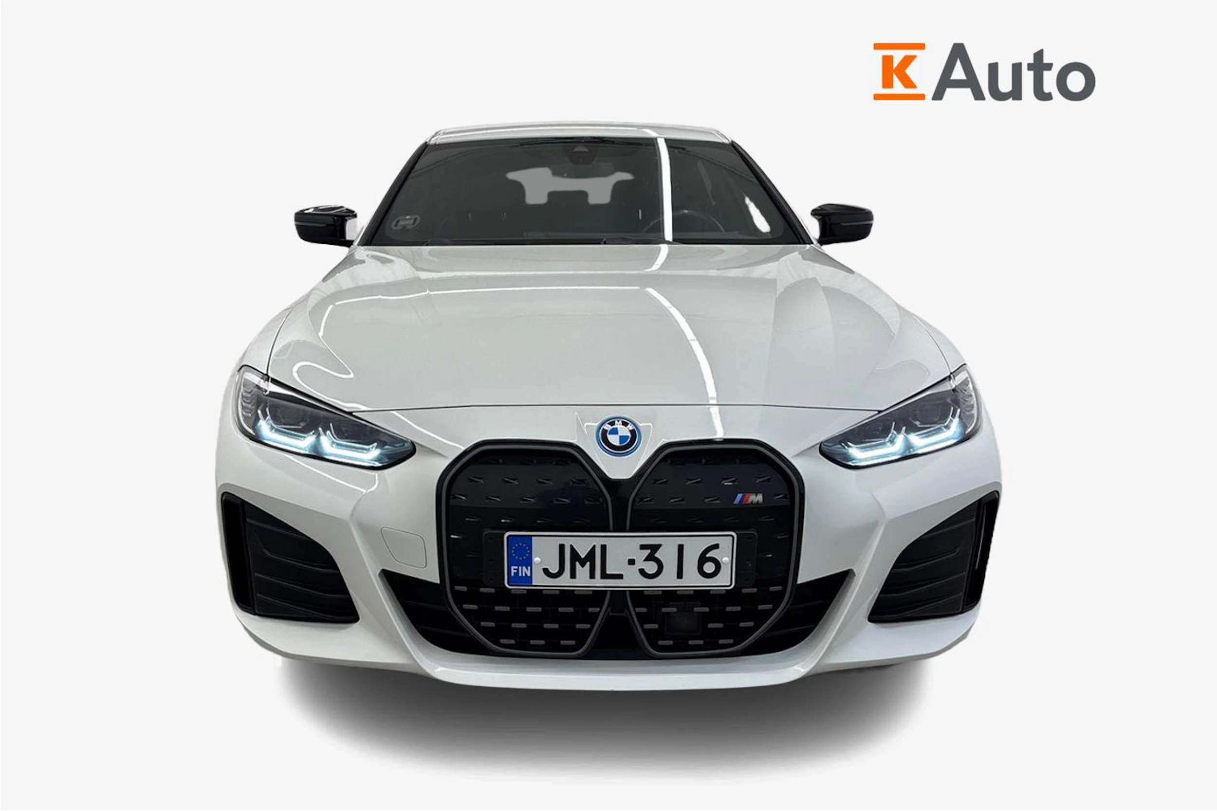 Valkoinen BMW i4 M50 2023 kuva 5.