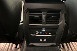 Valkoinen BMW i4 M50 2023 kuva 26.
