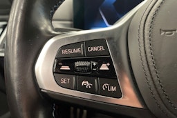 valkoinen BMW i4 M50 2024 kuva 18.