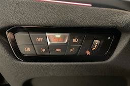 valkoinen BMW i4 M50 2024 kuva 20.