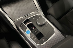 valkoinen BMW i4 M50 2024 kuva 23.