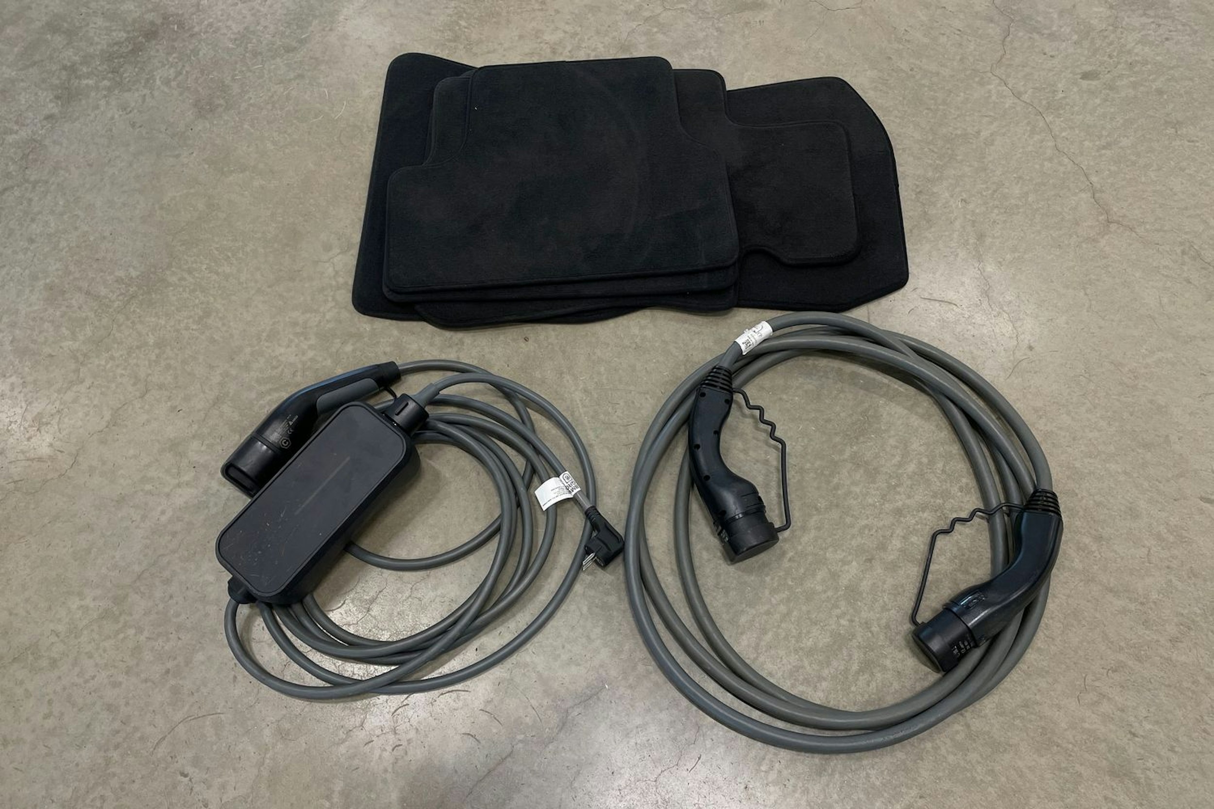 valkoinen BMW i4 M50 2024 kuva 43.