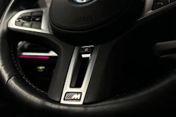 valkoinen BMW i4 M50 2023 kuva 17.