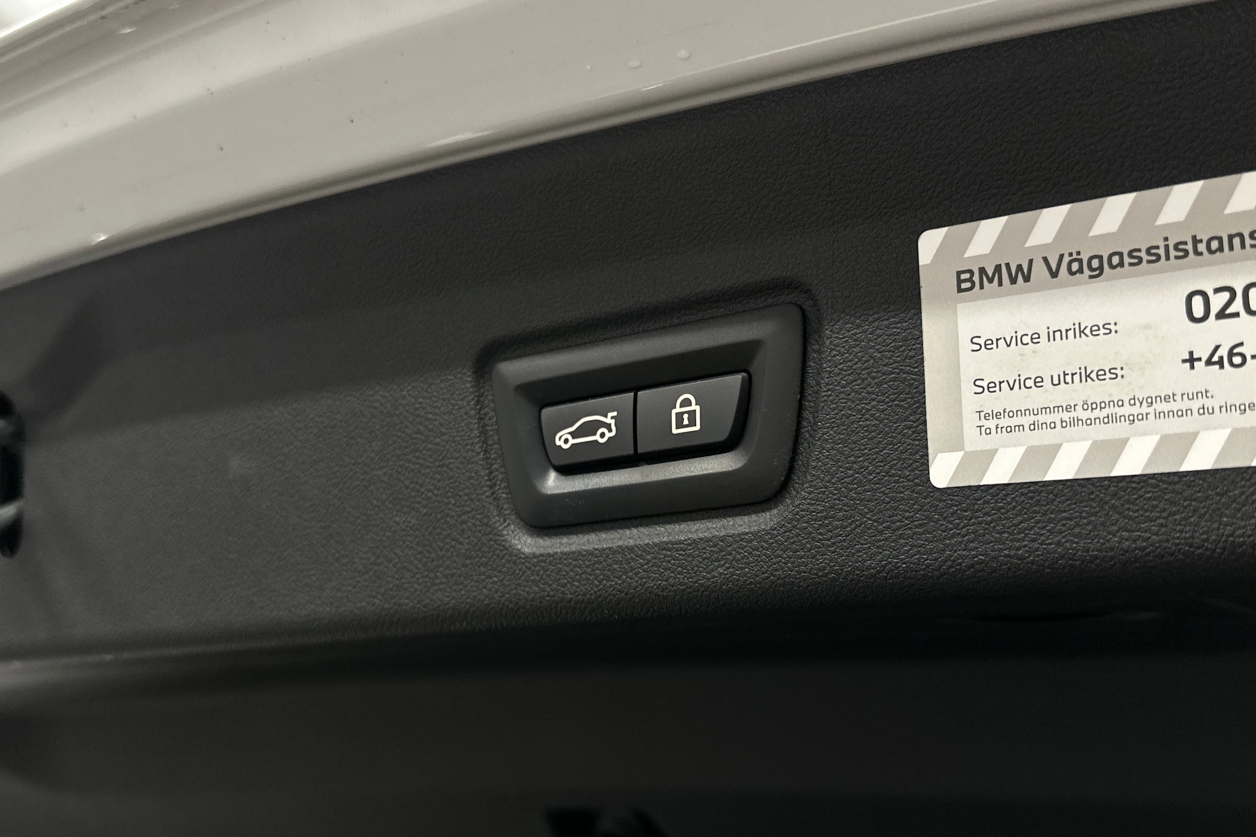 valkoinen BMW i4 M50 2023 kuva 31.