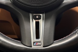 sininen BMW i4 M50 2023 kuva 17.