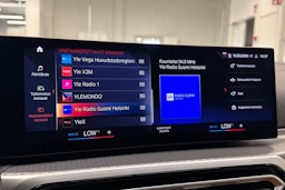 sininen BMW i4 M50 2023 kuva 24.