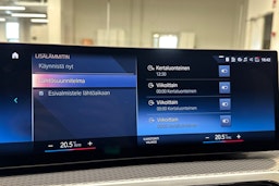 sininen BMW i4 M50 2023 kuva 29.