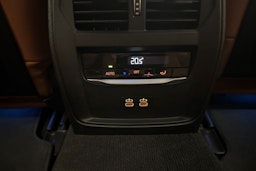 sininen BMW i4 M50 2023 kuva 36.