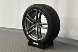 valkoinen BMW i4 M50 2023 kuva 10.