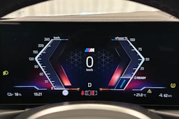 valkoinen BMW i4 M50 2023 kuva 20.