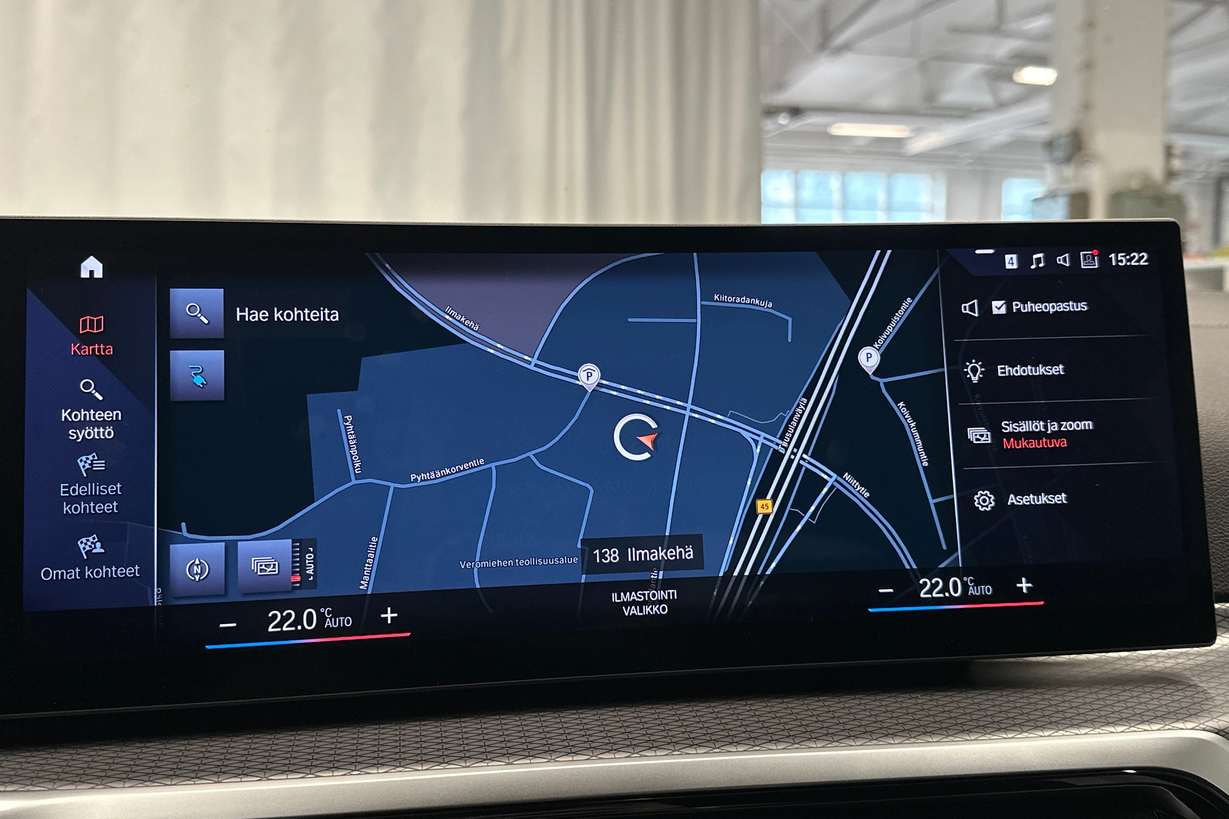 valkoinen BMW i4 M50 2023 kuva 22.