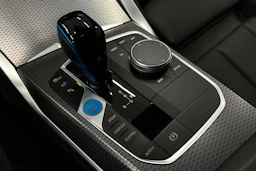 valkoinen BMW i4 M50 2023 kuva 31.