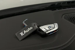 valkoinen BMW i4 M50 2023 kuva 32.